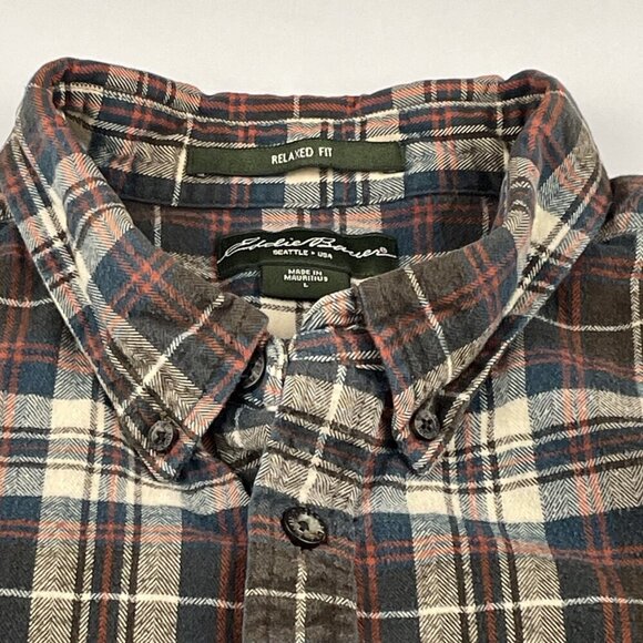 Eddie Bauer Flannel Shirt Men’s L Plaid Button Up Relaxed Fit Red Navy Outdoor - Picture 8 of 9